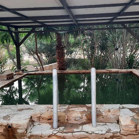 Afra Hot Springs Chalets At-Tafilah Екстер'єр фото