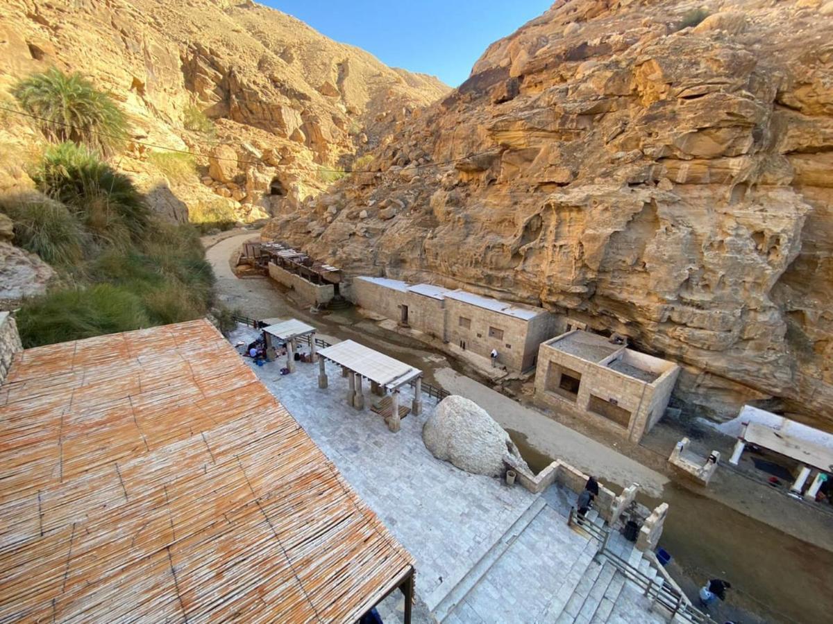 Afra Hot Springs Chalets At-Tafilah Екстер'єр фото
