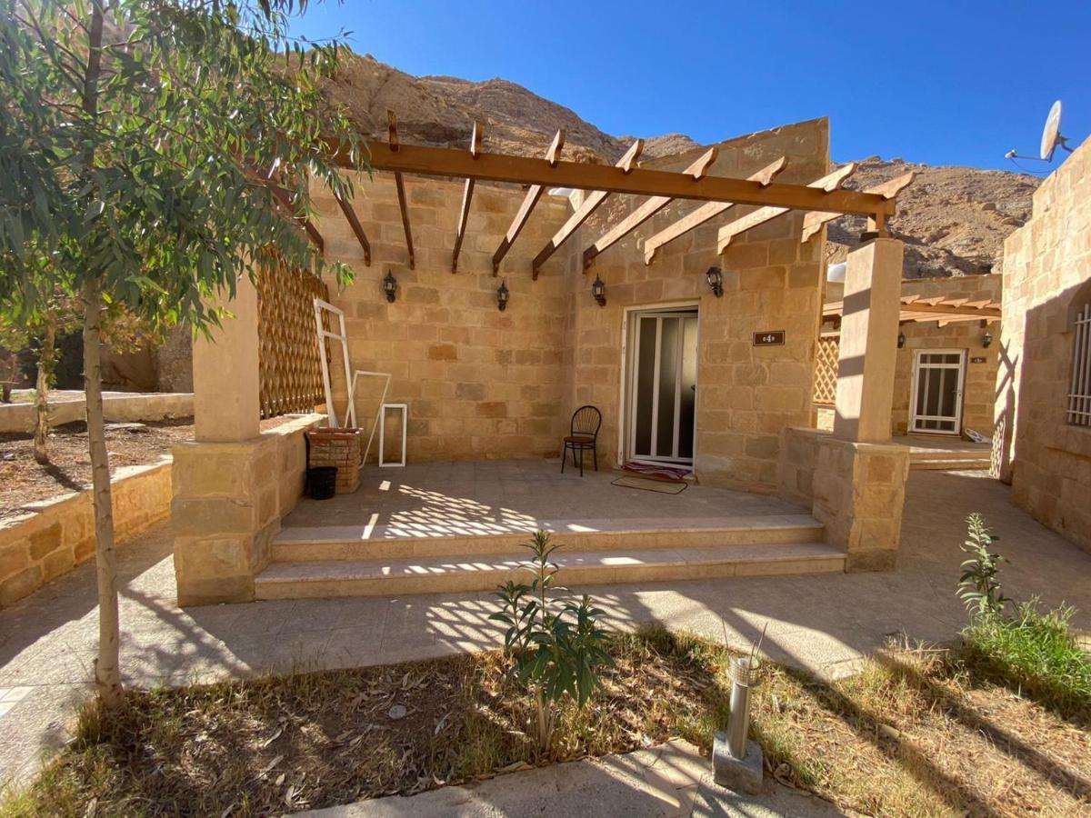 Afra Hot Springs Chalets At-Tafilah Екстер'єр фото