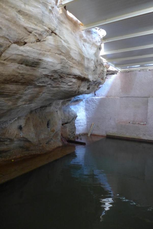 Afra Hot Springs Chalets At-Tafilah Екстер'єр фото
