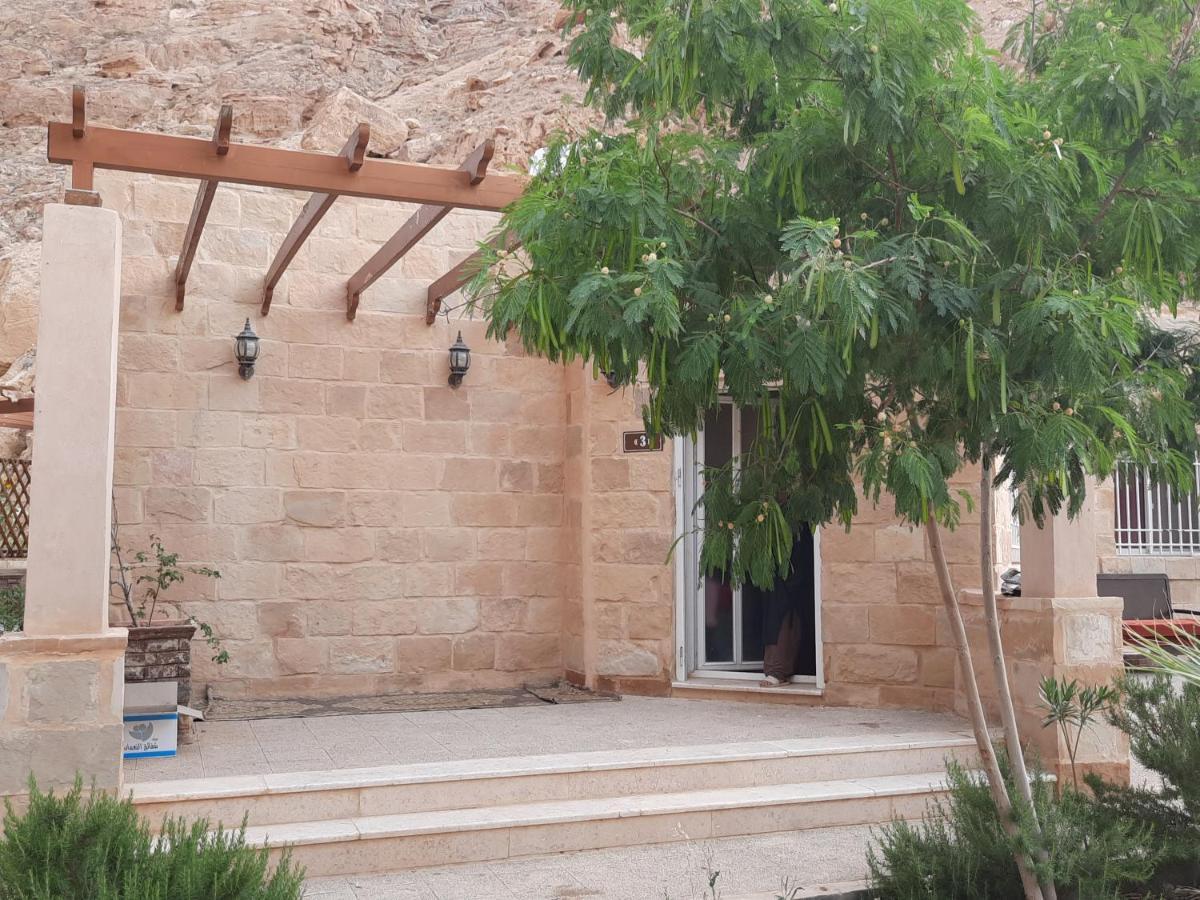 Afra Hot Springs Chalets At-Tafilah Екстер'єр фото