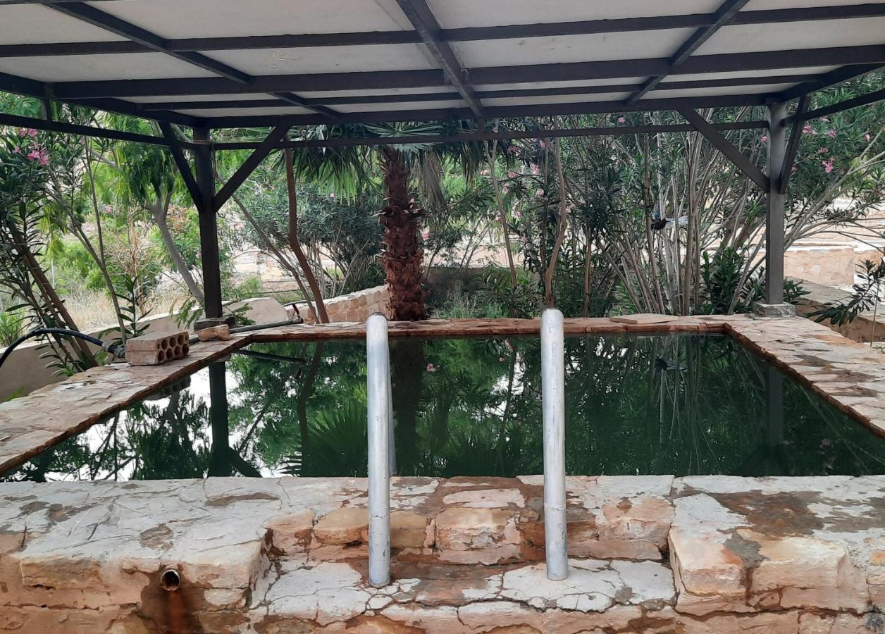 Afra Hot Springs Chalets At-Tafilah Екстер'єр фото