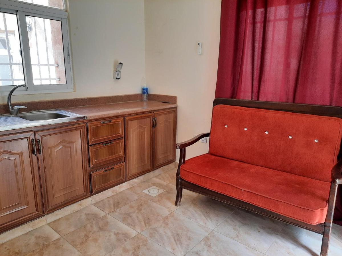 Afra Hot Springs Chalets At-Tafilah Екстер'єр фото