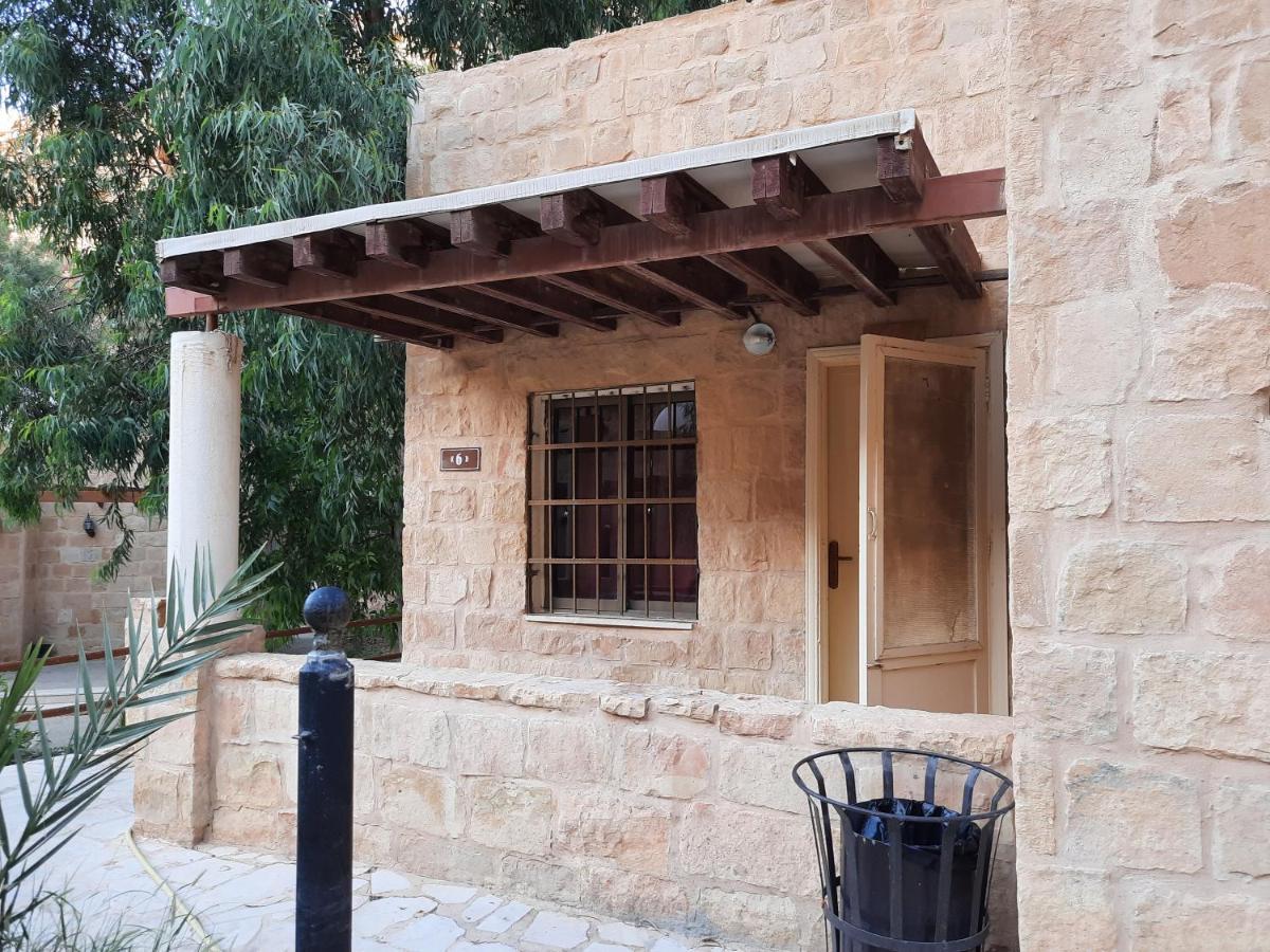 Afra Hot Springs Chalets At-Tafilah Екстер'єр фото