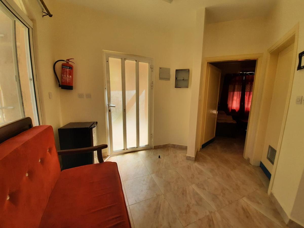 Afra Hot Springs Chalets At-Tafilah Екстер'єр фото