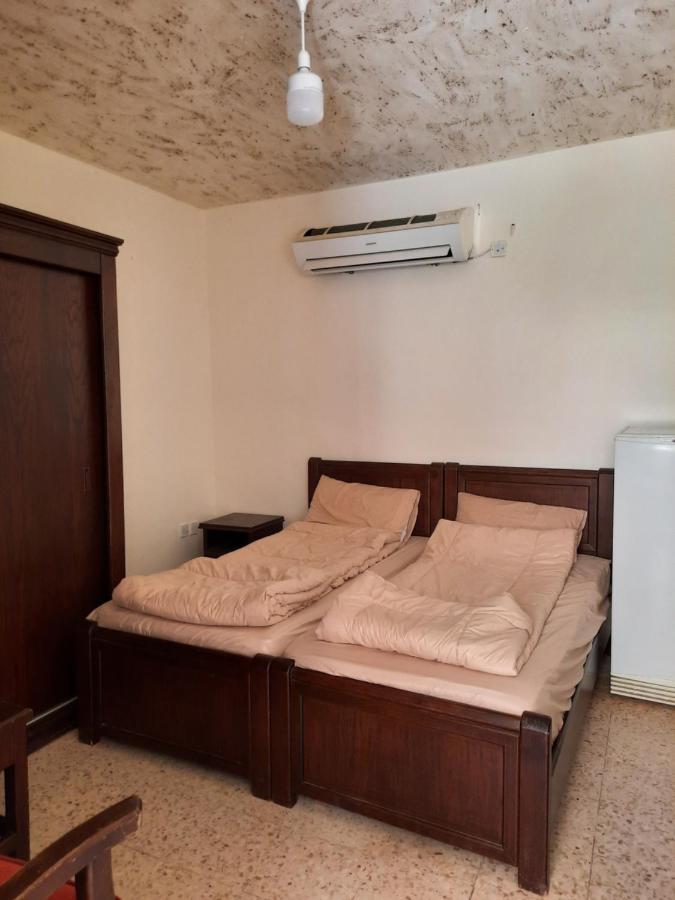 Afra Hot Springs Chalets At-Tafilah Екстер'єр фото